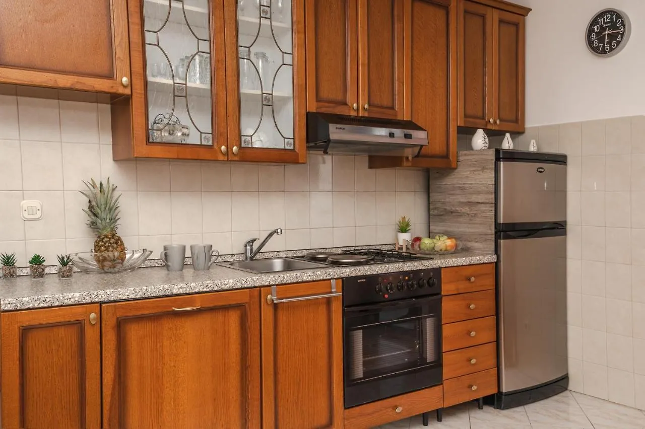 Apartment Nia Rabac 0*,  Croazia