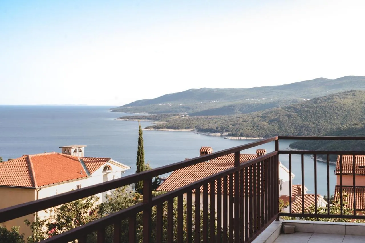 Apartment Nia Rabac
